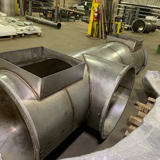 Large duct transition